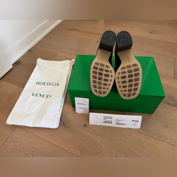 *HP* Bottega Veneta Monsieur Loafer Pump - 36 - authentic - Picture 10 of 16